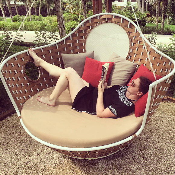 Meet your Posher, Alexandra - Picture 3 of 5